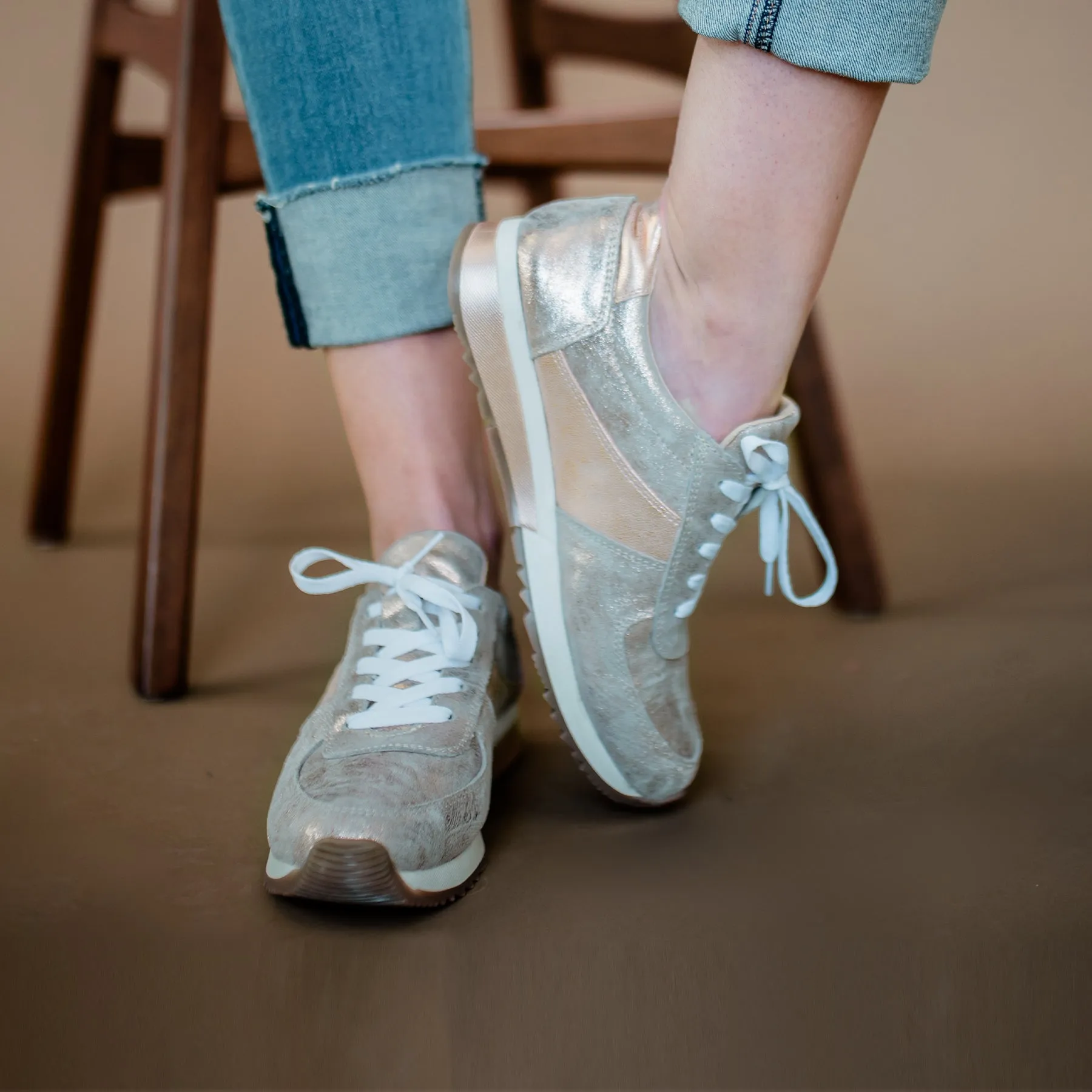 Holly Fashion Sneakers: Rose Gold White