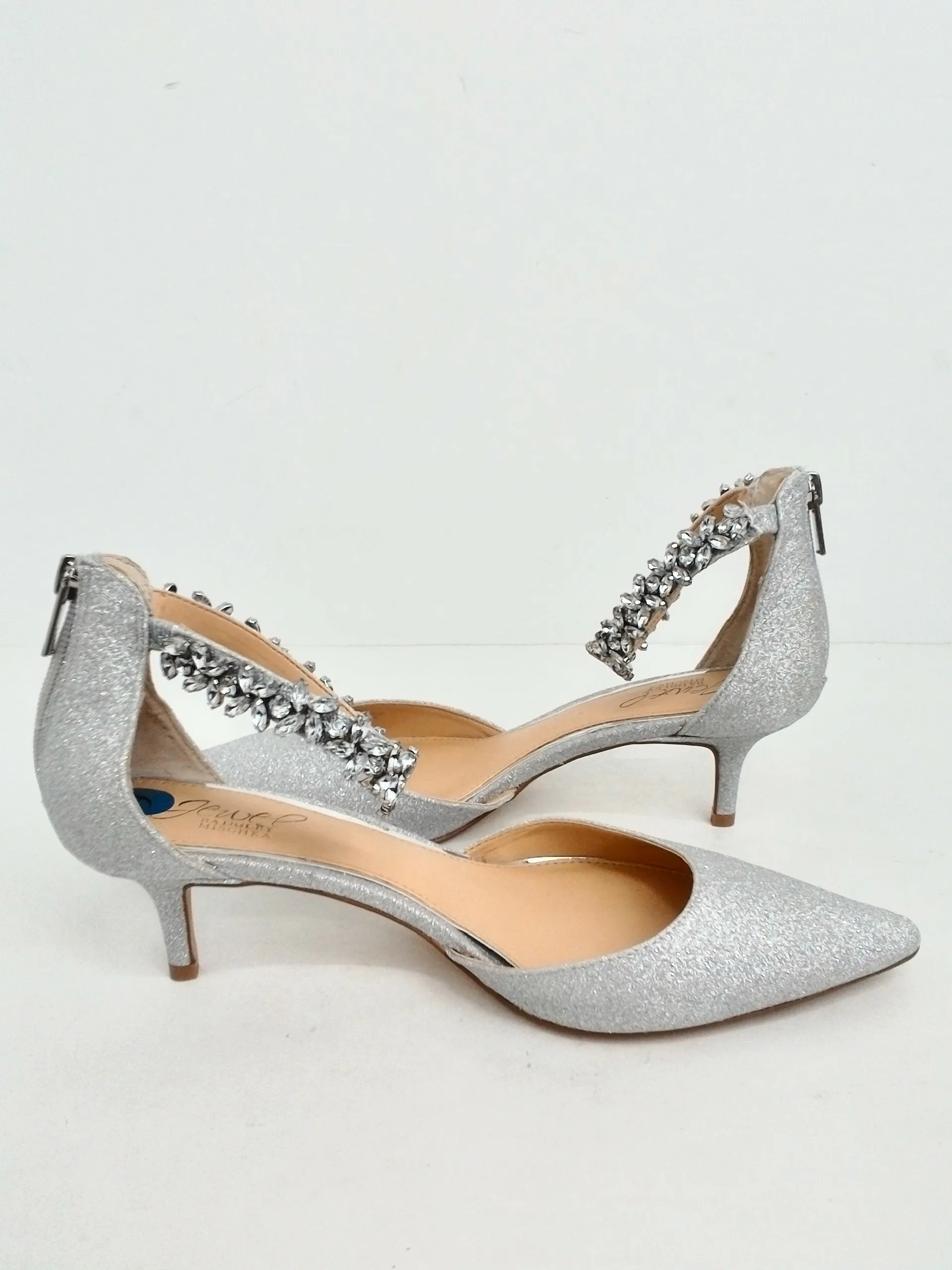 Jewel Badgley Mischka Women's Silver Pumps Size 9