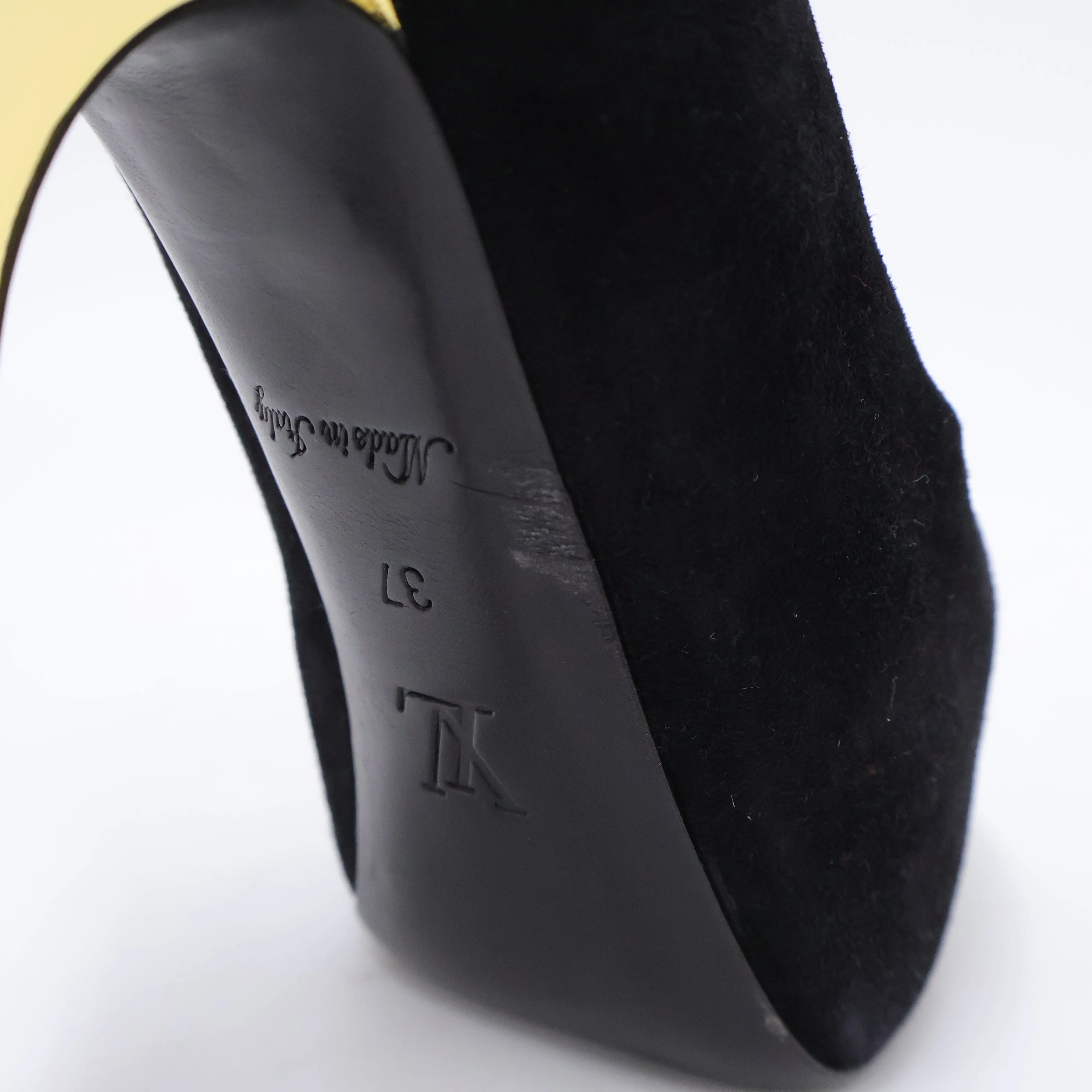 Louis Vuitton Oh Really Lock Black Suede Heels Pump 37