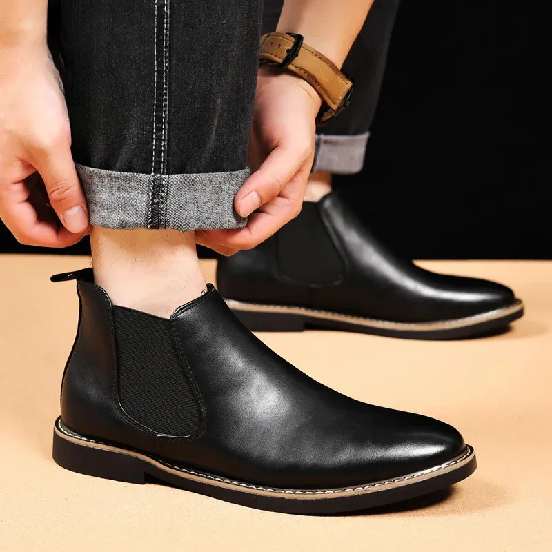 Men's Classic Glossy Chelsea Boots | Ideal for All Seasons