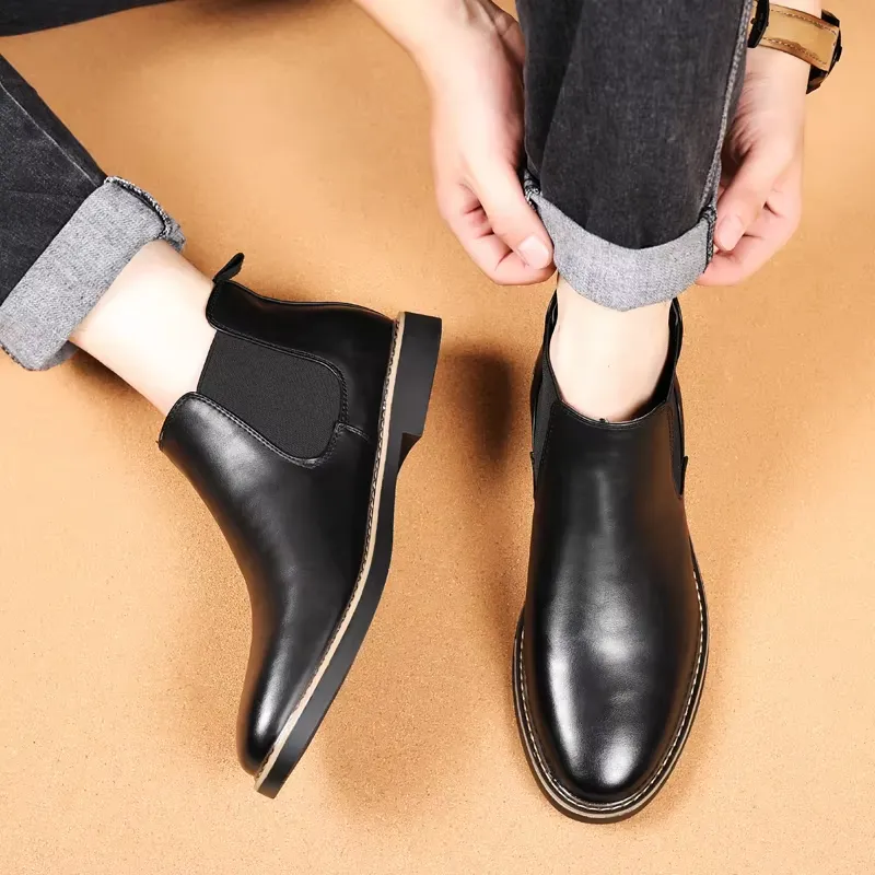 Men's Classic Glossy Chelsea Boots | Ideal for All Seasons