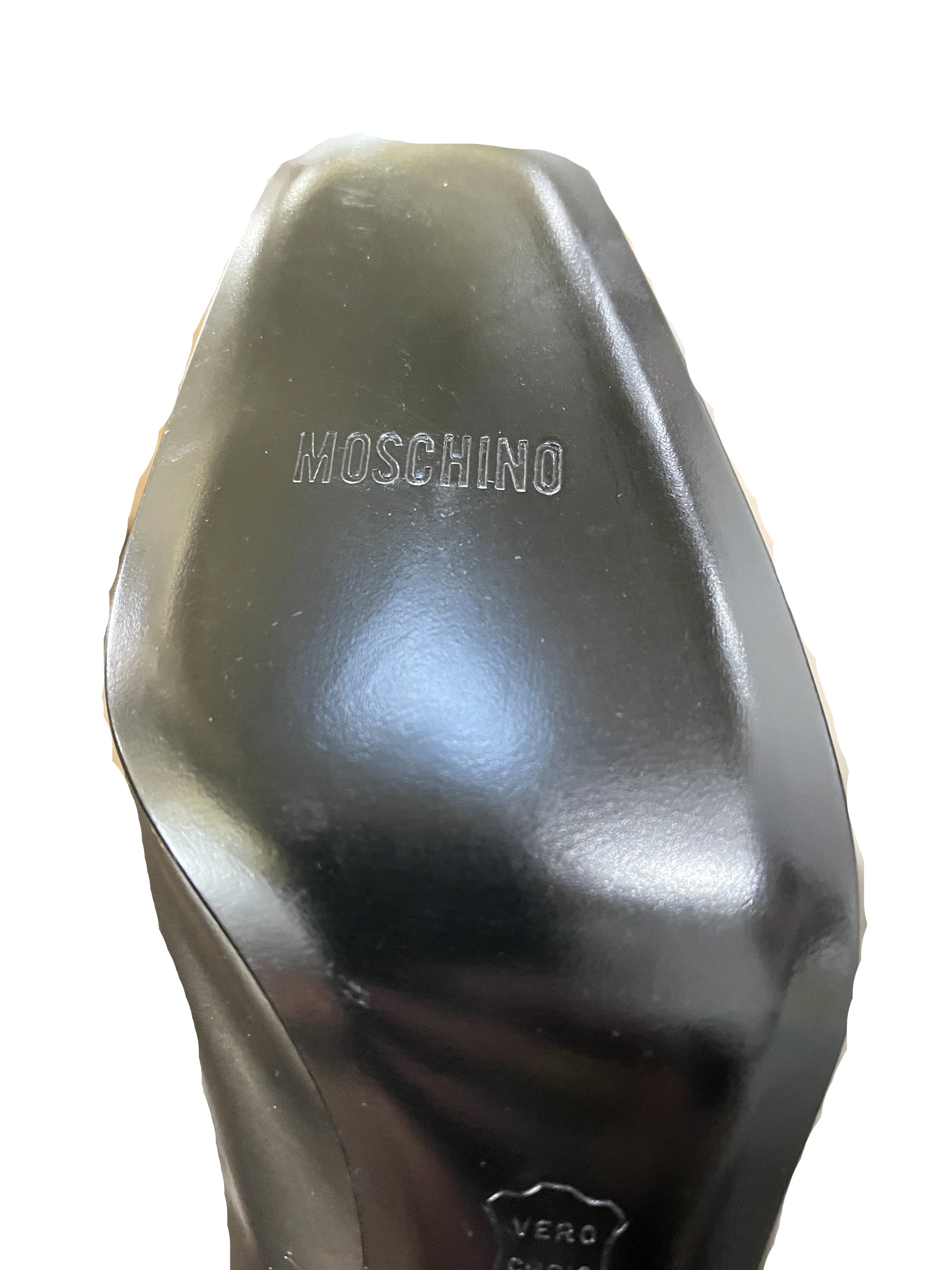 Moschino 90s Grey Pilgrim Pumps With Gun Metal Heart