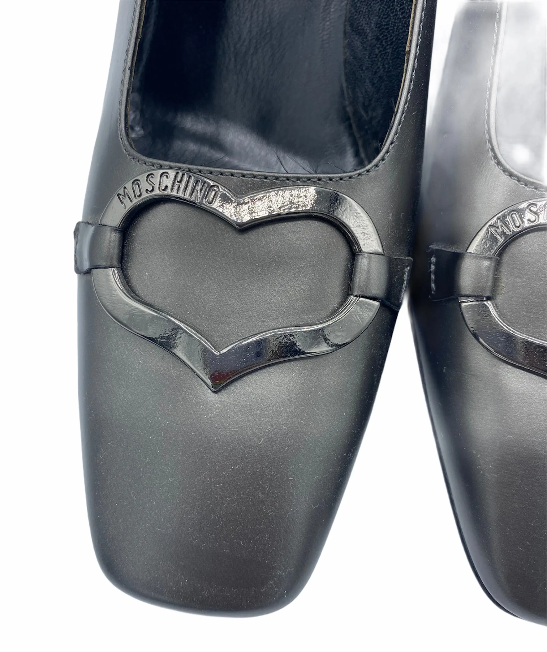 Moschino 90s Grey Pilgrim Pumps With Gun Metal Heart