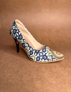 Mughal Architecture Pumps