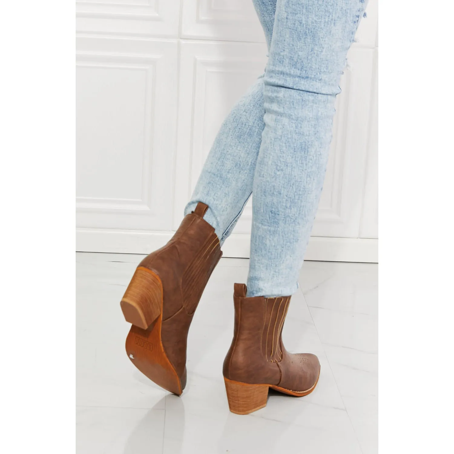 The Brown Stacked Heel Western Chelsea Boot