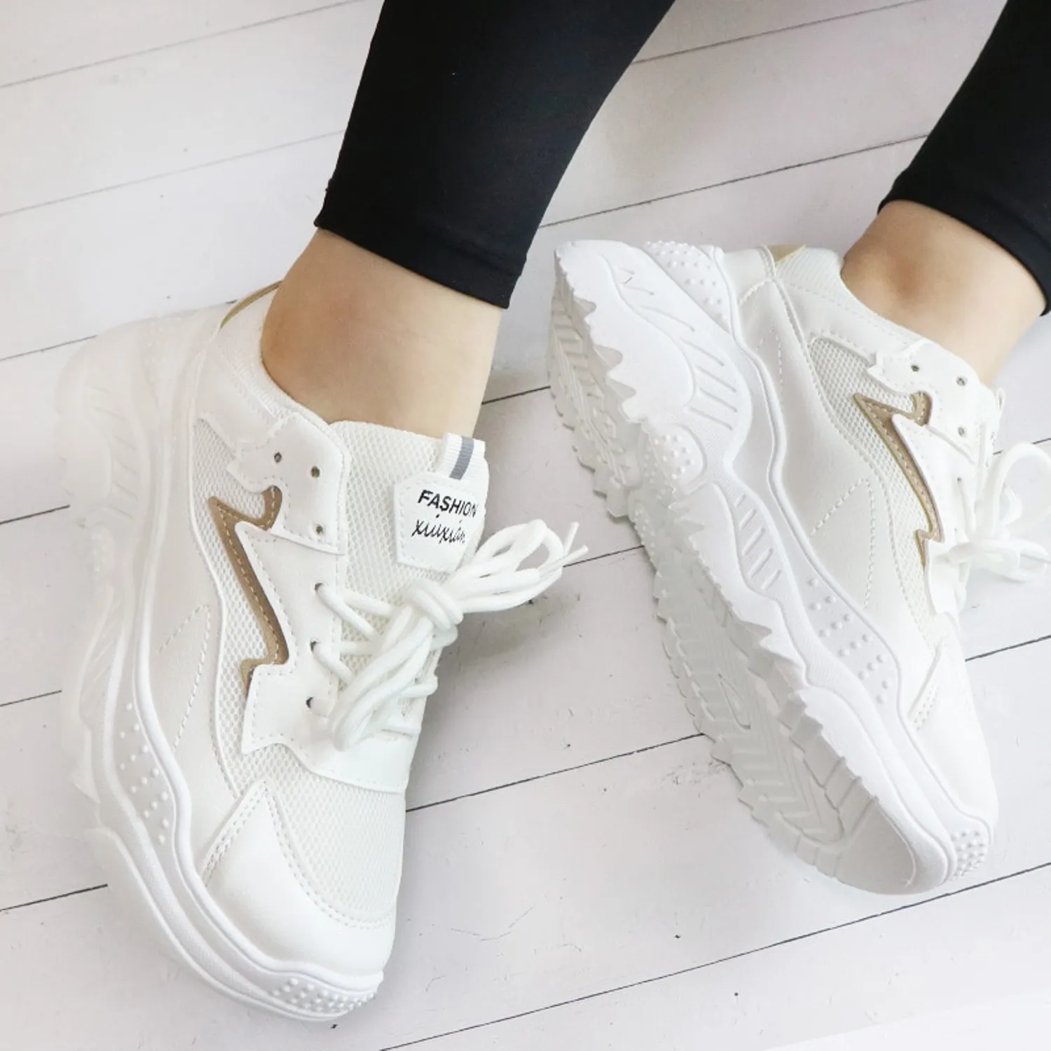 Women's Casual Mesh Platform Sneakers